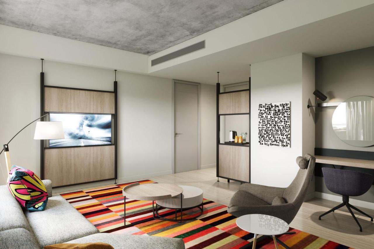 Aloft Hotel 4*