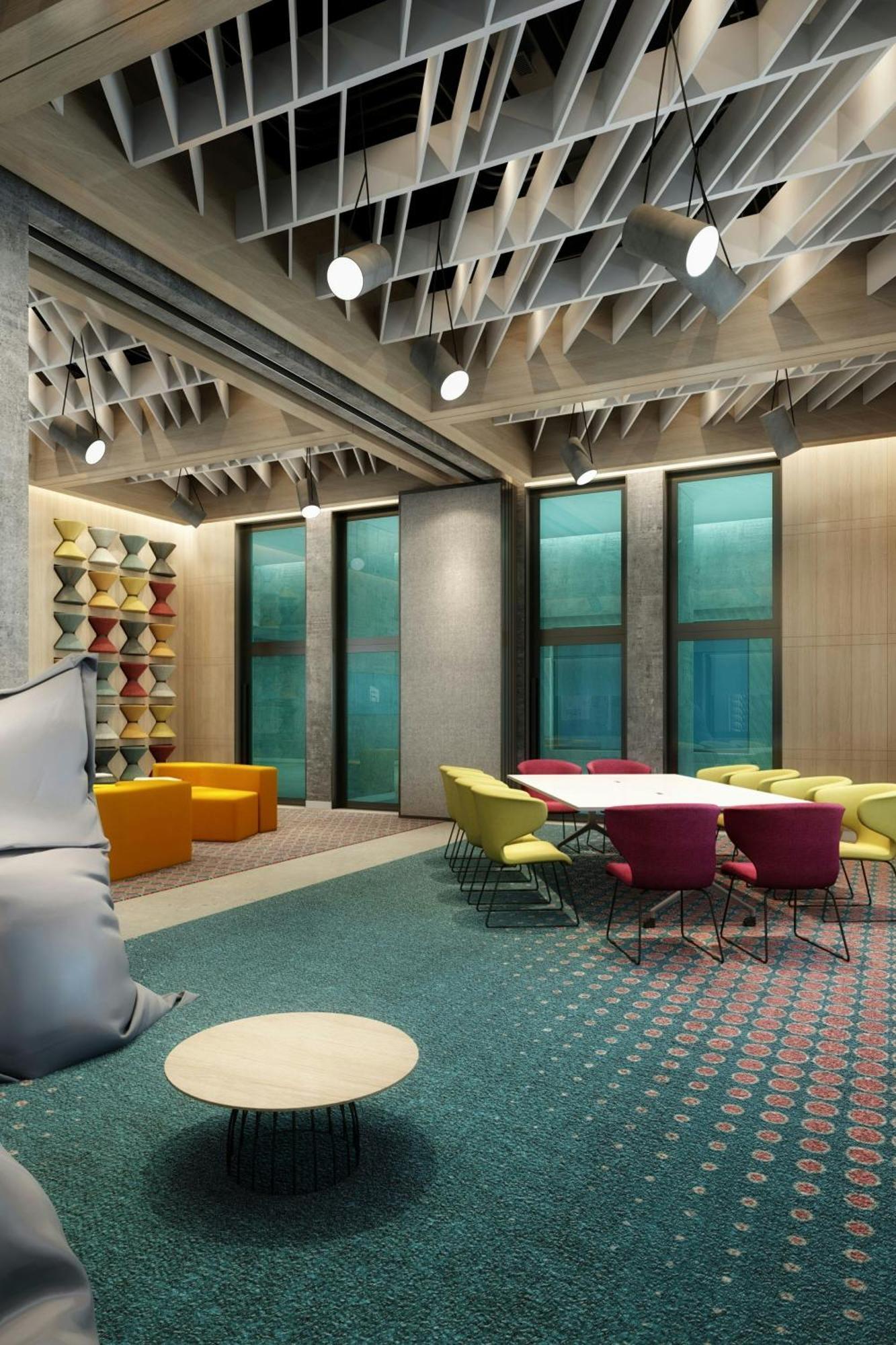Aloft Hotel 4*