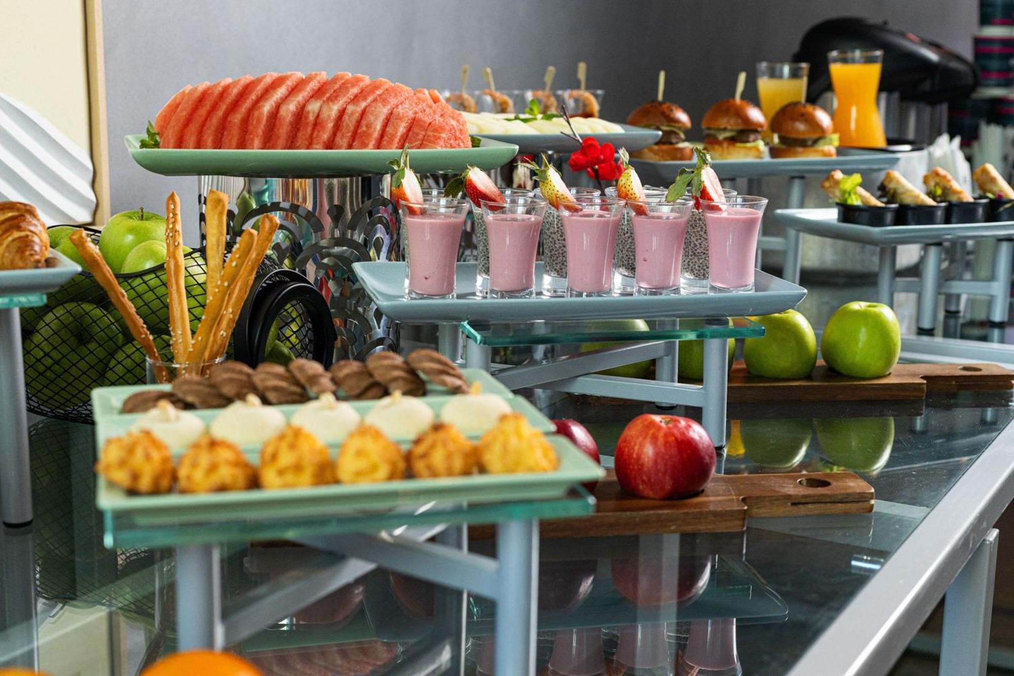 Aloft Hotel 4*