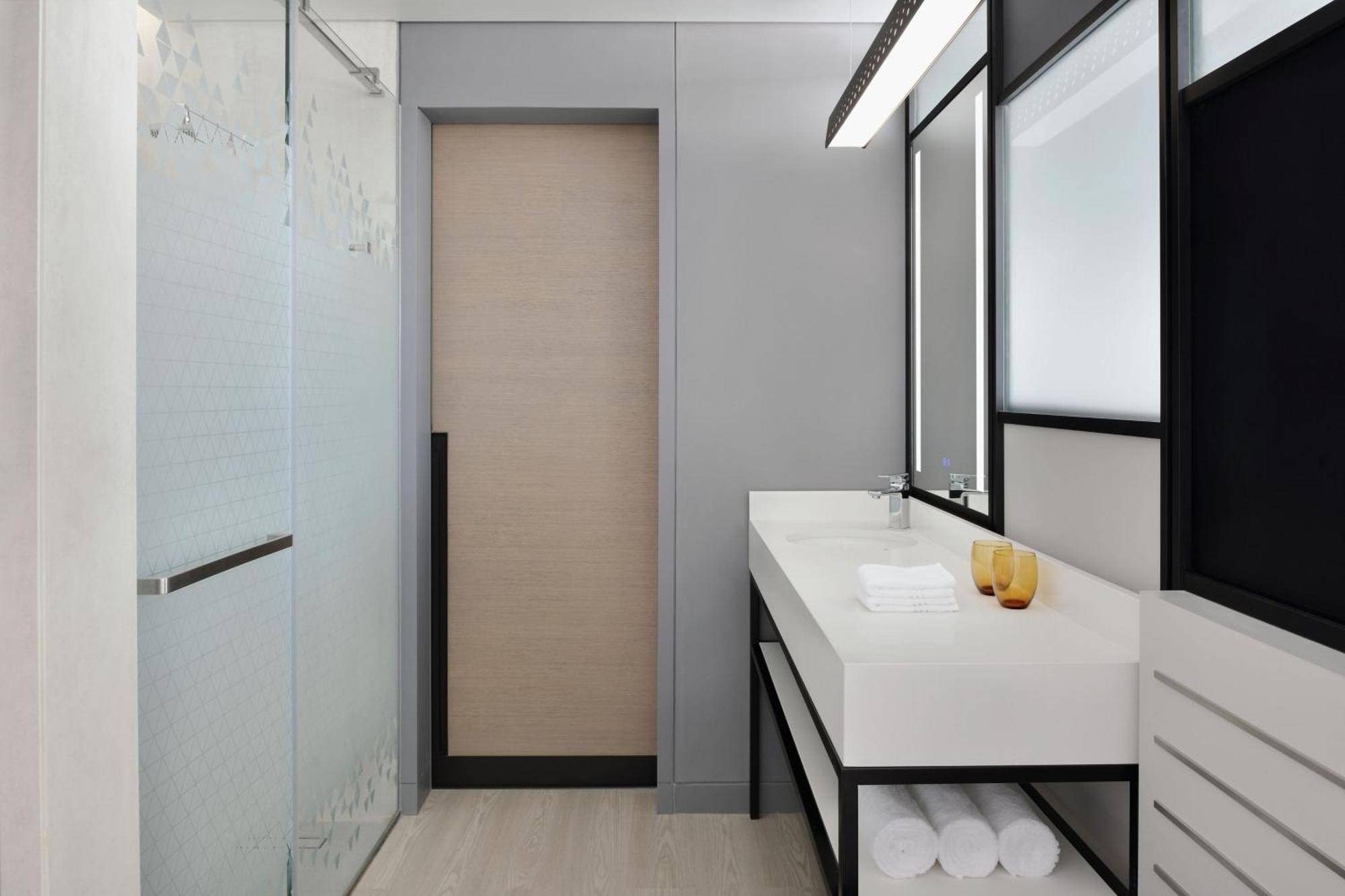 Aloft 4*